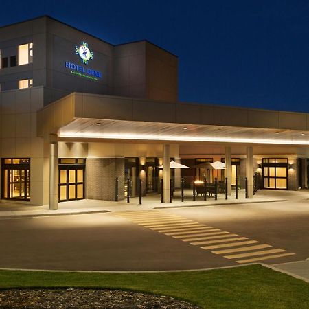 Hotel Dene&Conference Centre Cold Lake Esterno foto