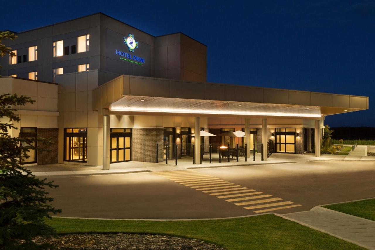 Hotel Dene&Conference Centre Cold Lake Esterno foto