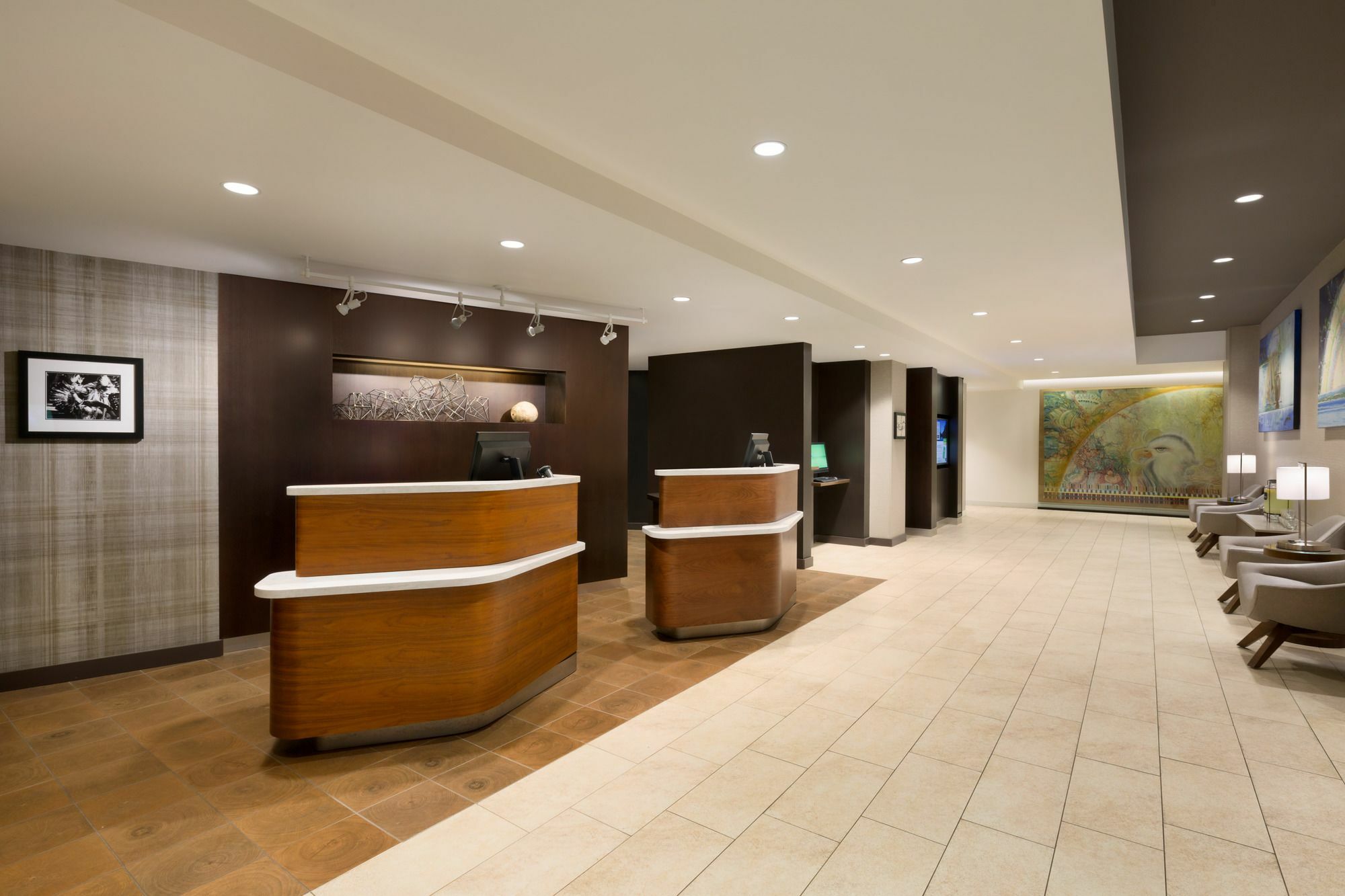 Hotel Dene&Conference Centre Cold Lake Esterno foto